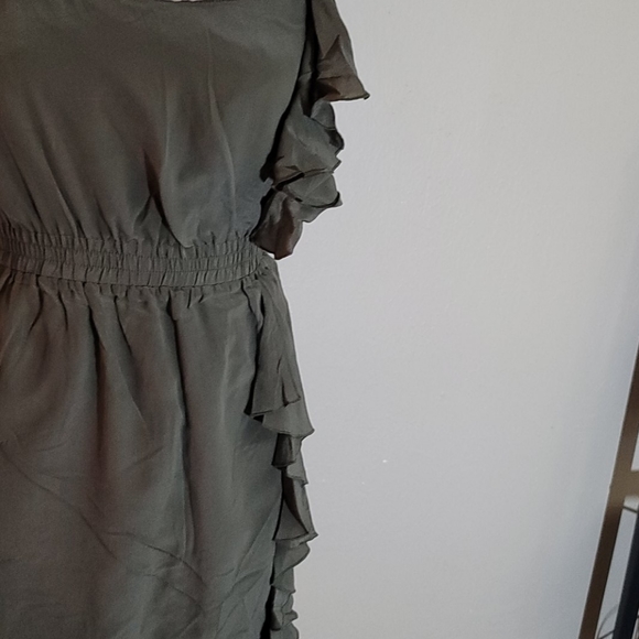 💕HP💕Sage Summer Dress - Picture 4 of 7